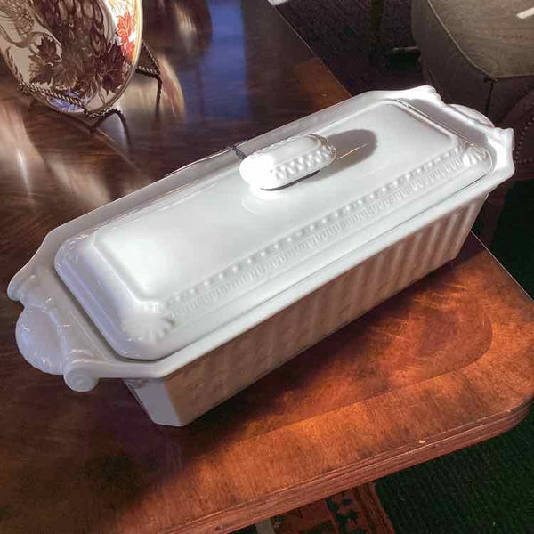 Bernardaud Limoges Louvre Rectangular Baker With Lid