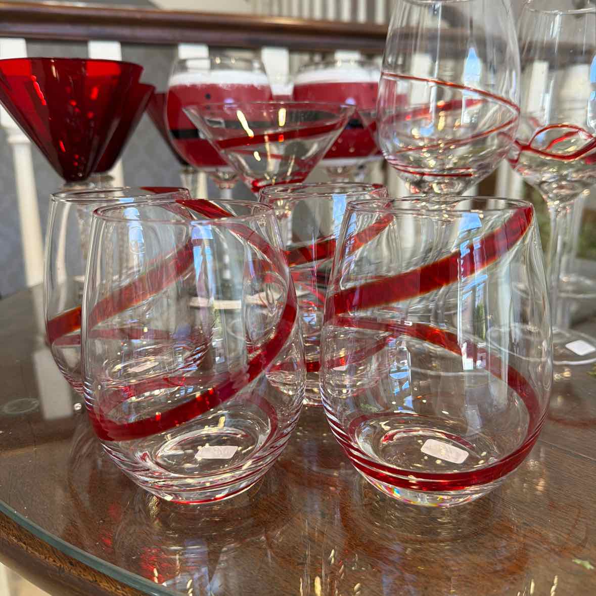 4 Swirl Red Stemless Wine Glasses