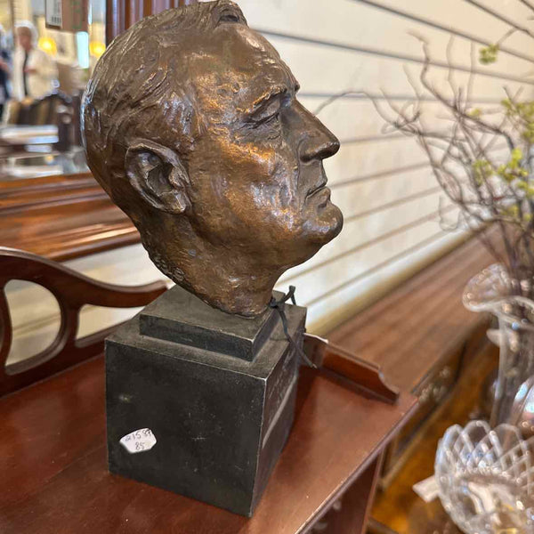 Franklin Roosevelt Bust