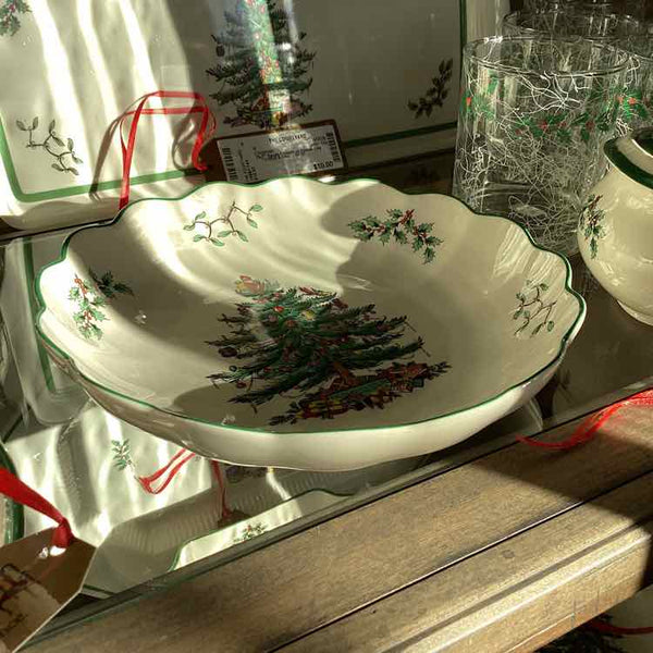 Spode Christmas Scalloped Bowl