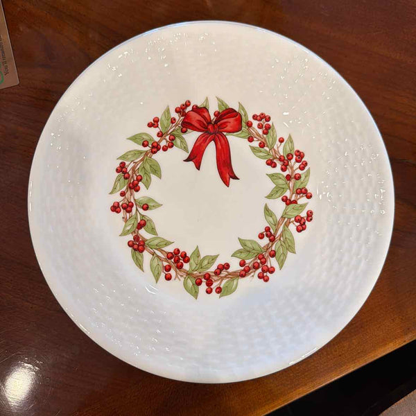 Set of 8 Wedgwood "Nantucket Christmas" Salad Plates