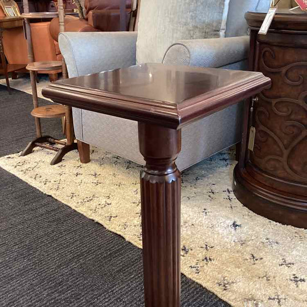 Bombay Co Cherry Pedestal Plant Stand