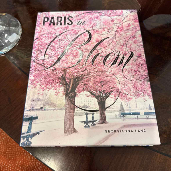 Book - Paris in Bloom