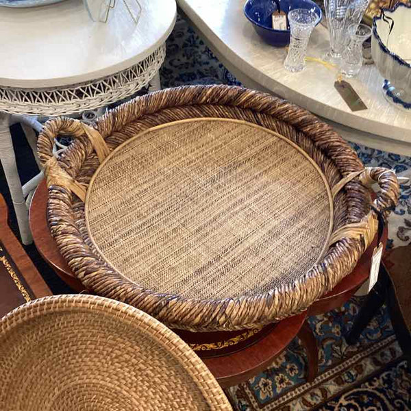 Oversized Wicker Tray with Insert