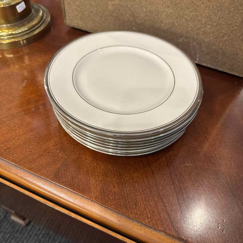 Set of 8 Franciscan Salad Plates