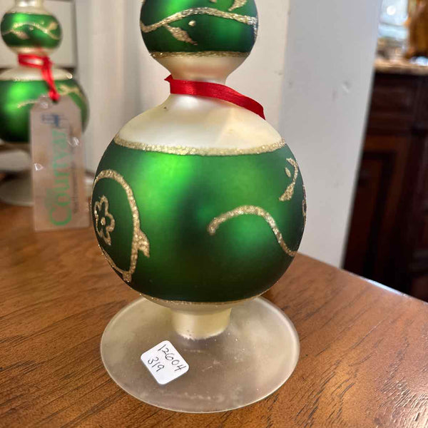 Geen and Wihte Glass Tree Topper