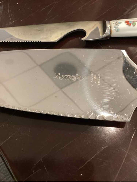 Ansley "Pembroke" Cake Knife & Cheese Knife