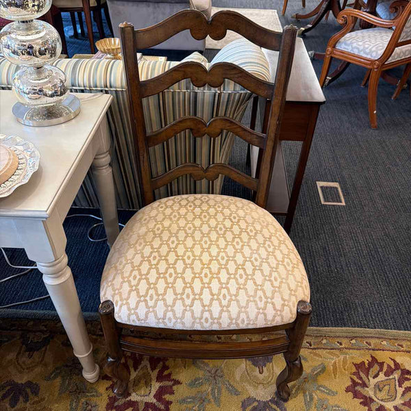 Woodridge Dining Table with 2 Arm, 6 Side Chairs