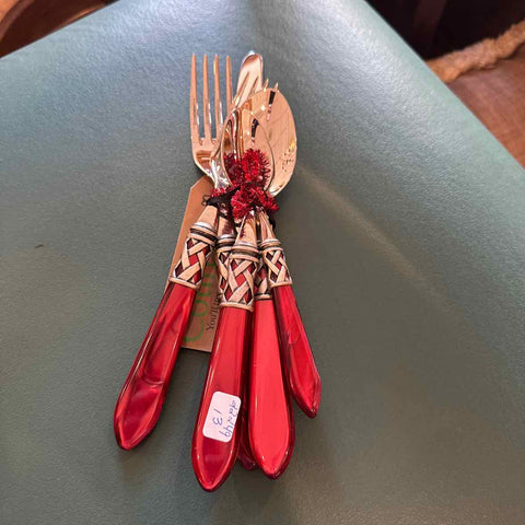 Vietri Aladdin 5 pc Place Setting, Red