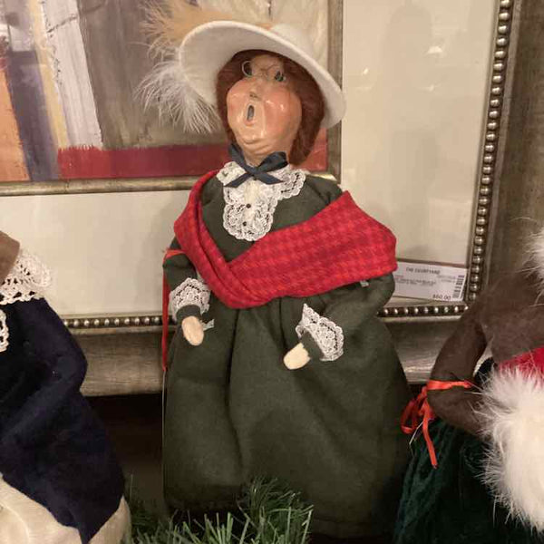 Byer's Choice Woman Caroler with Scarf