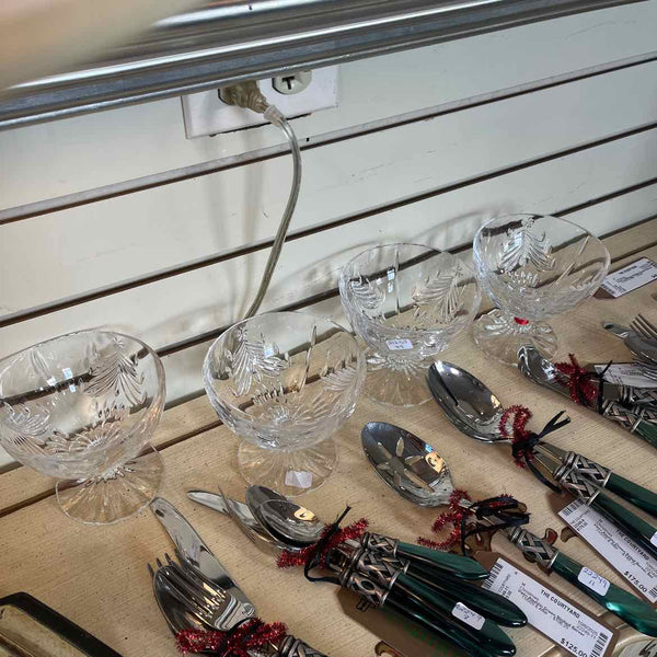 4 Mikasa Holiday Footed Dishes
