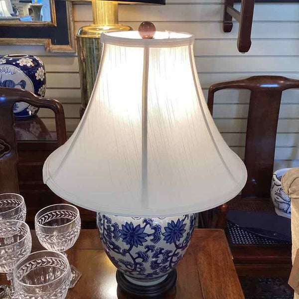 Blue/Cream Ginger Jar Lamp