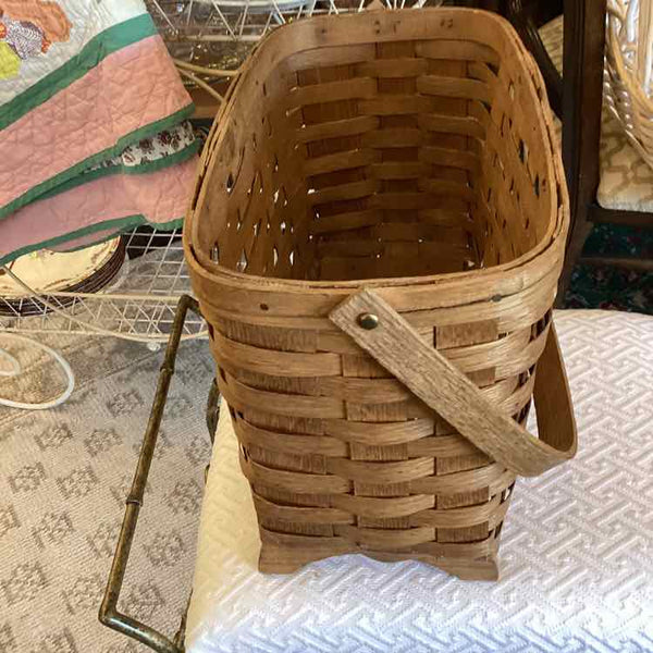 Magazine Holder Basket