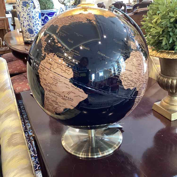 Drexel Heritage Black Globe on Stand