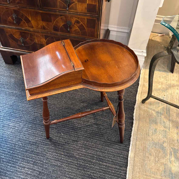 Early American Wood Side Table