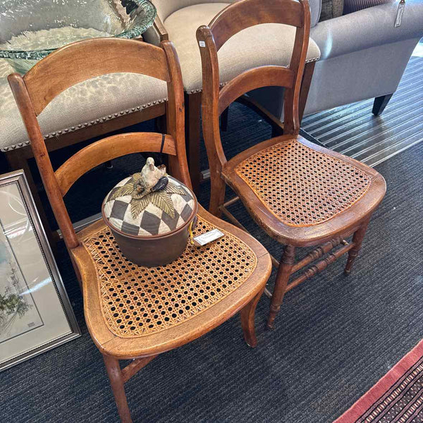 Ethan Allen Drop-Leaf Table & 4 Chairs