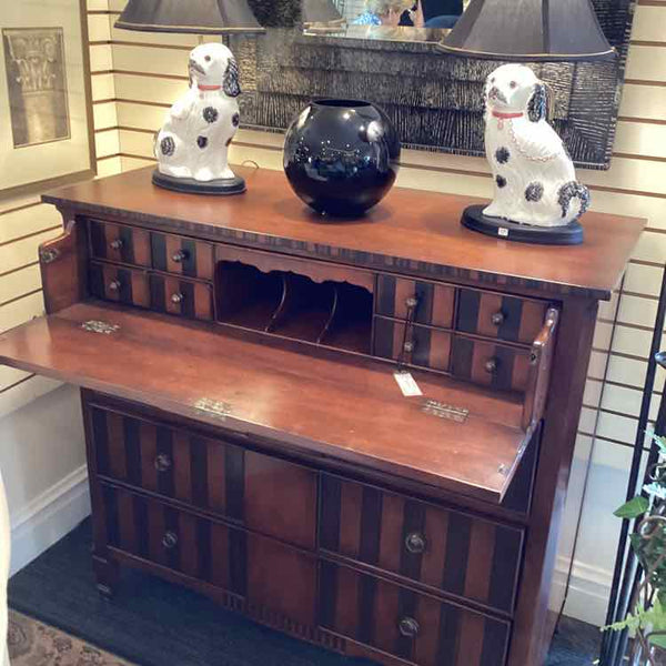 Maison De Kalanik Butler's Chest