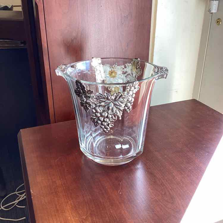 Glass Ice Bucket w/Grape Decor