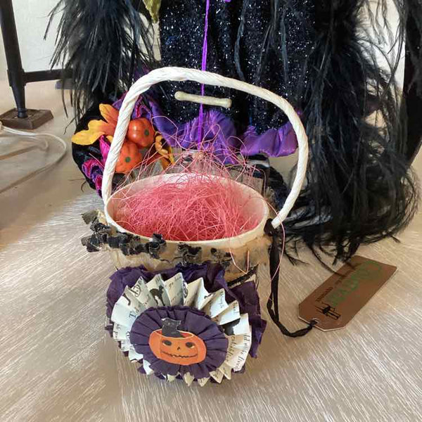 Ivory/Black Halloween Bucket w/Cat & Pumpkin