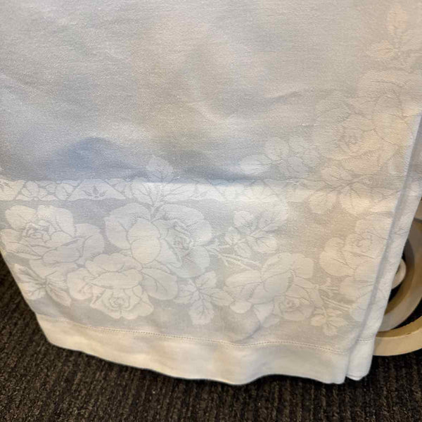 Cream Tablecloth
