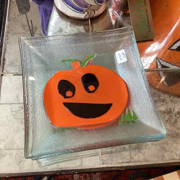 Set of 4 Small Pumpkin Plates