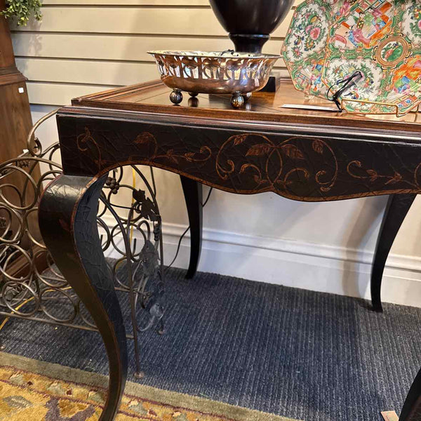 Baker Milling Road Table