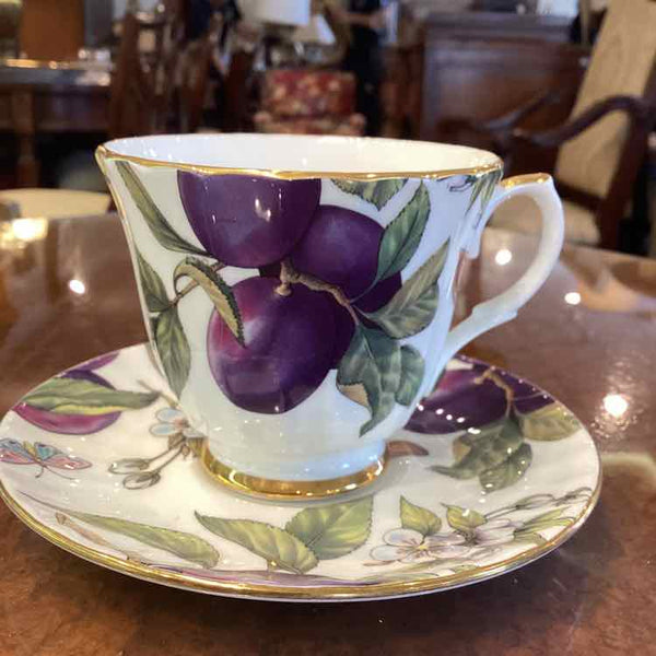 Teacup and Saucer (Duchess - England)