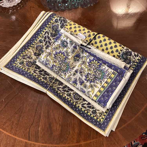Four Blue And Yellow Placemats And Napkins