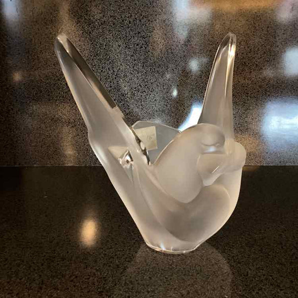 Graceful Lalique France  Crystal "Sylvie" Dove Vase