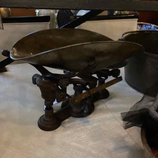 Henry Troemner Apothecary Cast Iron Balance Scale