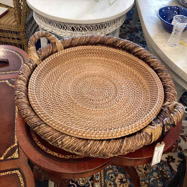 Oversized Wicker Tray with Insert