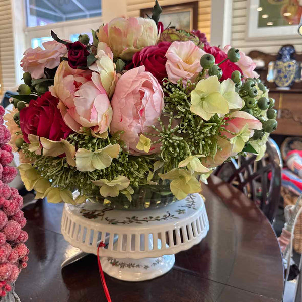 Floral Rose & Peony Arrangement