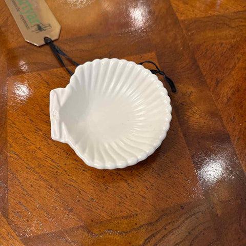 Wedgwood Shell Ivory Salt Dish