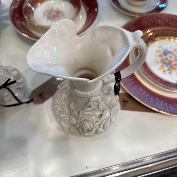 Belleek Aberdeen Pitcher/Green Mark