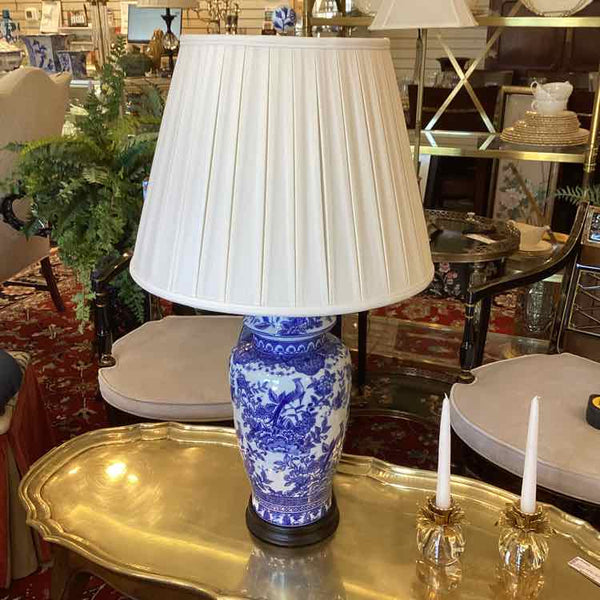 Scully & Scully Blue And White Lamp