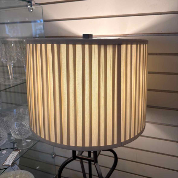 Black Open Iron Lamp