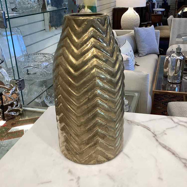 Gold Ceramic Vase With Chevron Texture