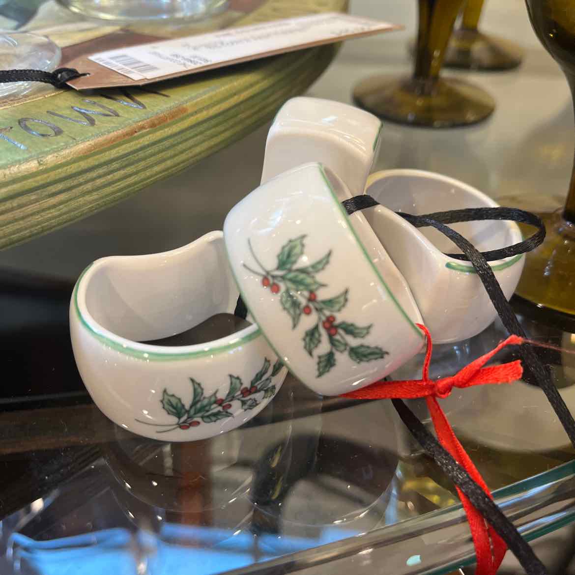 Four Nikko Christmas Napkin Rings
