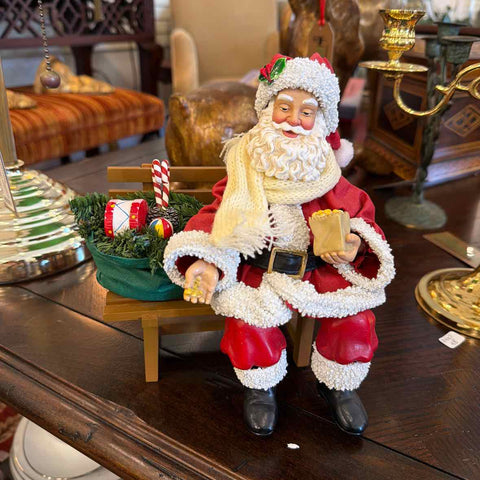 Clothtique - Santa on Park Bench