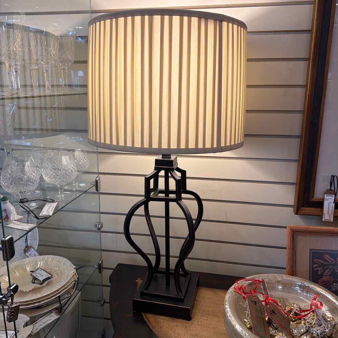 Black Open Iron Lamp