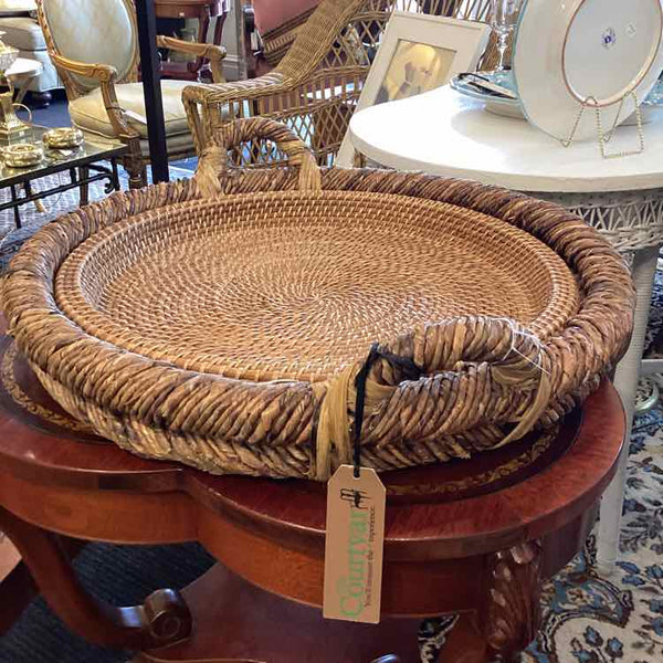 Oversized Wicker Tray with Insert