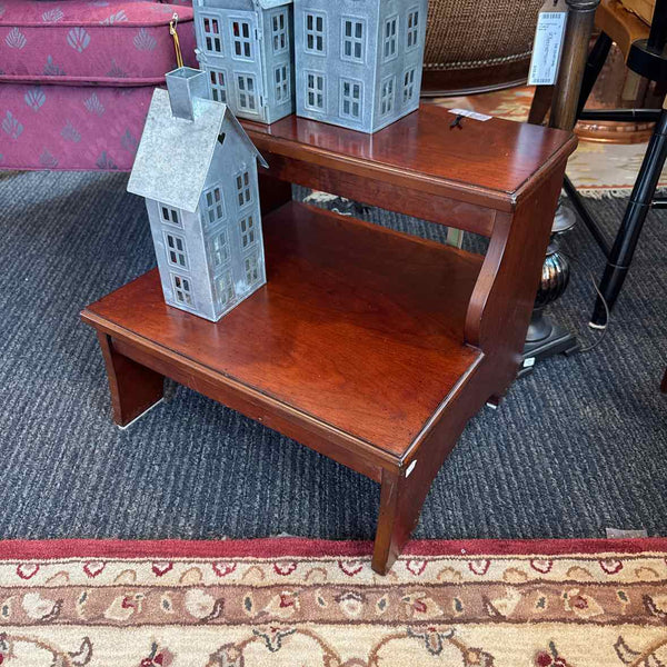 Cherry Bedroom Steps