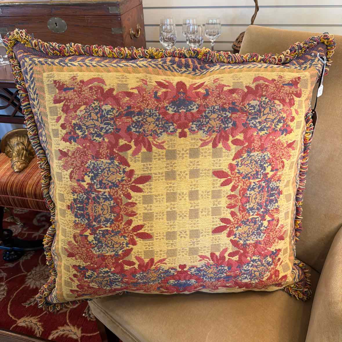 Floral Pillow w/Looped Edge