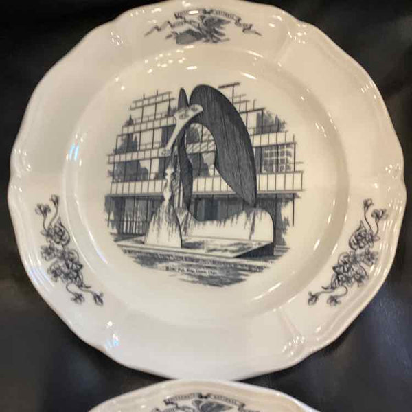 4 Wedgwood Chicago Souvenir Trasferware Plates