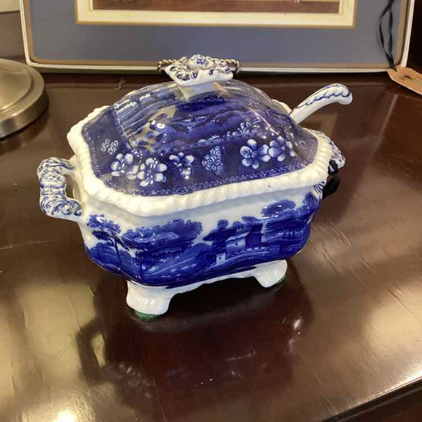 Spode 3 Piece Sauce Dish, Lid, & Ladle