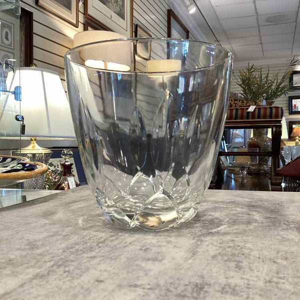 Vera Wang Crystal Bowl