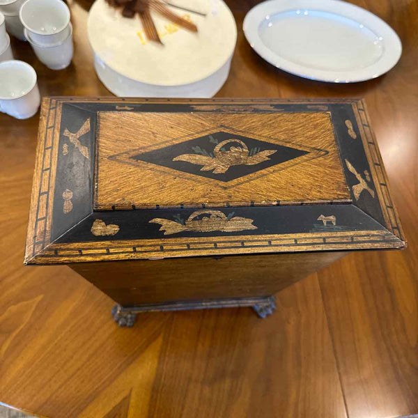 Magazine Holder With Claw Feet