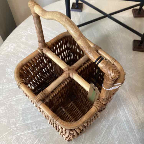 Vintage Wicker Bottle Basket