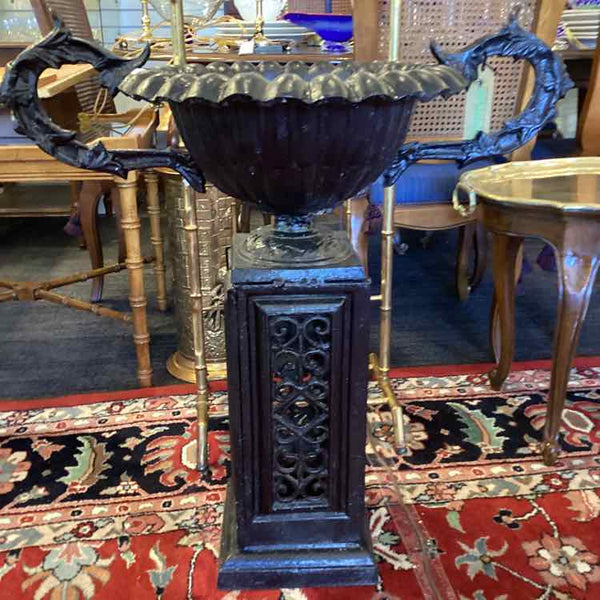 Handled Black Iron Planter