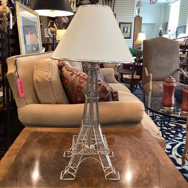 Eiffel Tower Lamp